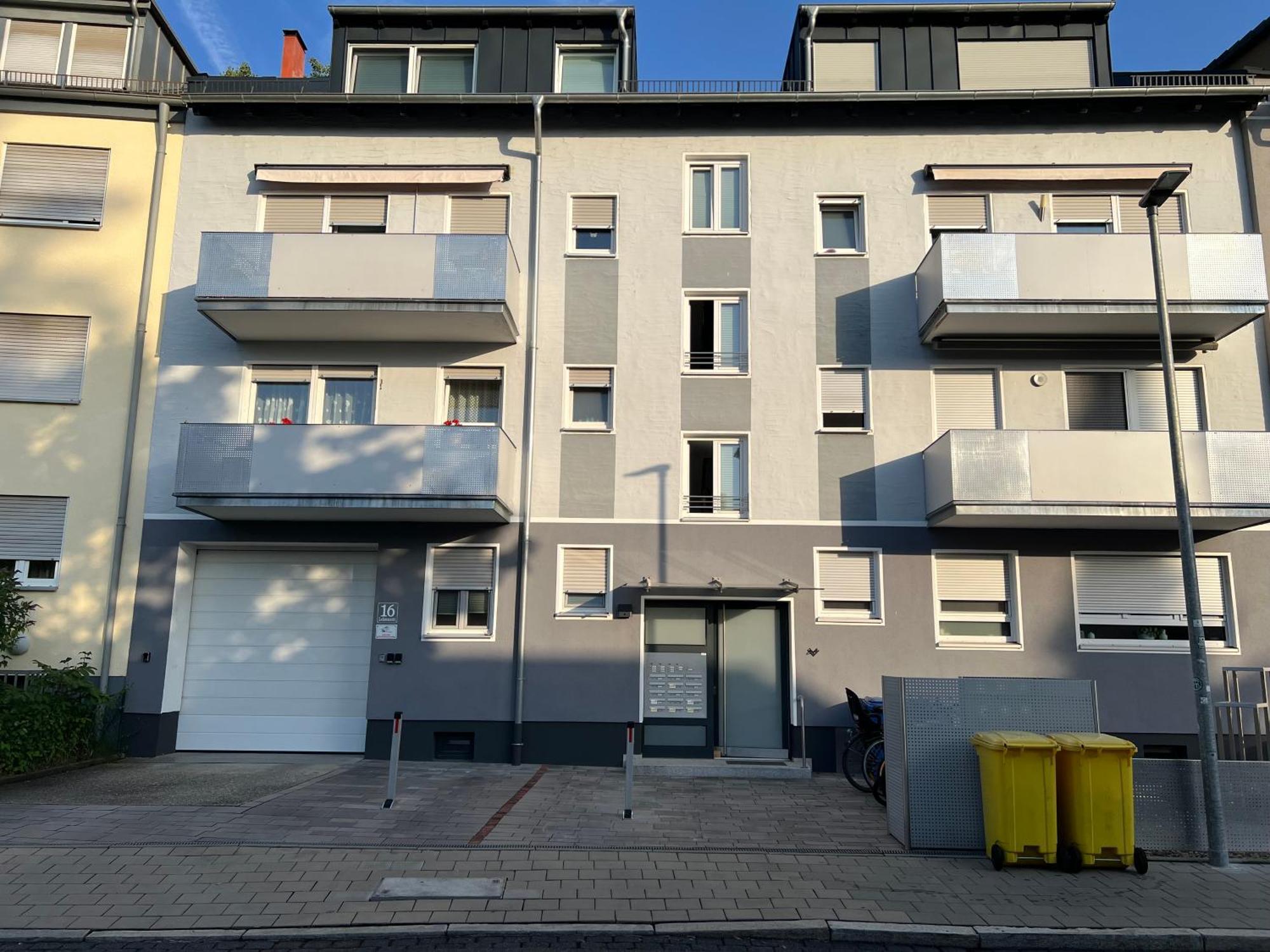 Grosse Gemuetliche Ferienwohnung Mit Klimaanlage, Parkplatz Inklusive Top ! Fürth 외부 사진